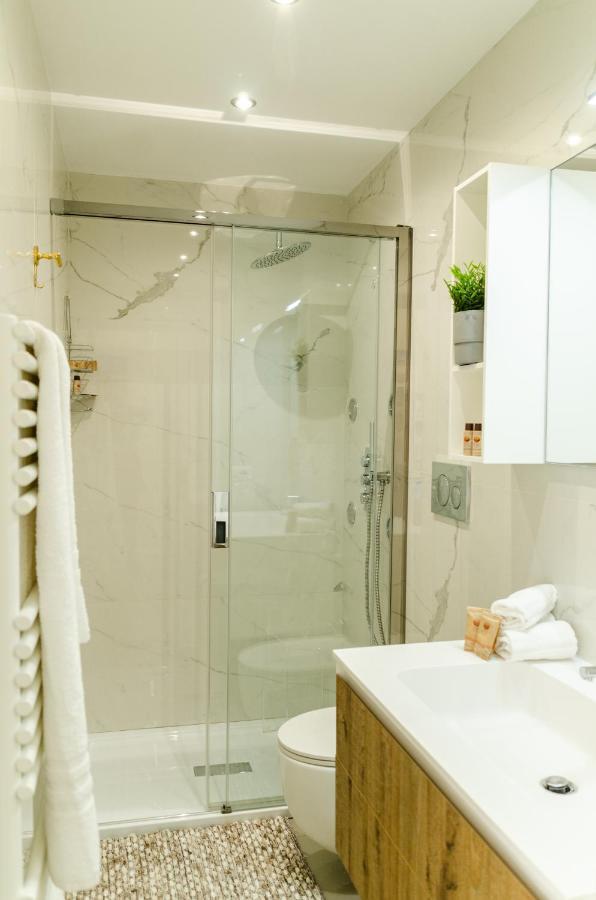 Вилла Apulialux Little Jem W Jacuzzi / 180 Steps From Sea Полиньяно-а-Маре Экстерьер фото
